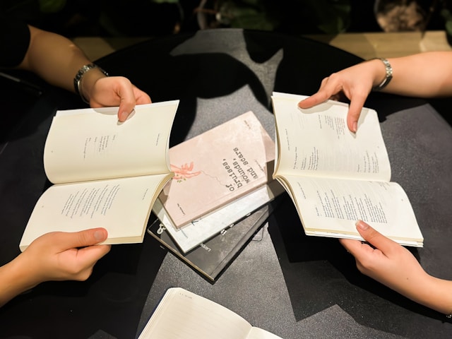 How Literary Events in Oakland Bring Readers, Writers, and Creative Communities Together