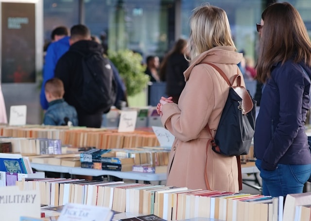 How Art and Literature Events in Oakland Bring Readers, Writers, and Creatives Together